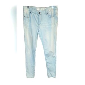 VIP Women's Sky Blue Skinny Jeans